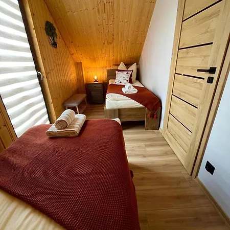 別荘 Brzozowa Osada Zagórze Śląskie