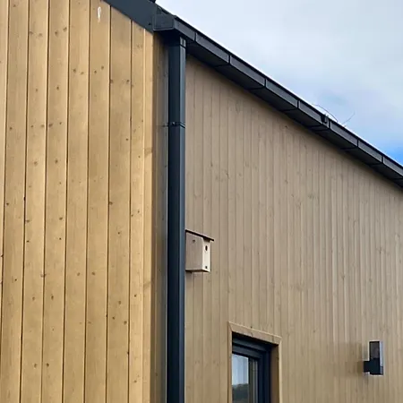 別荘 Brzozowa Osada Zagórze Śląskie