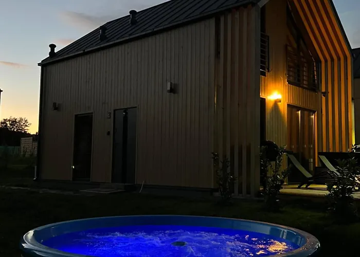 Feriehus Brzozowa Osada *