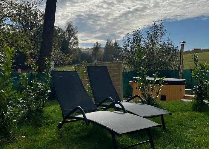 Brzozowa Osada Nyaraló *